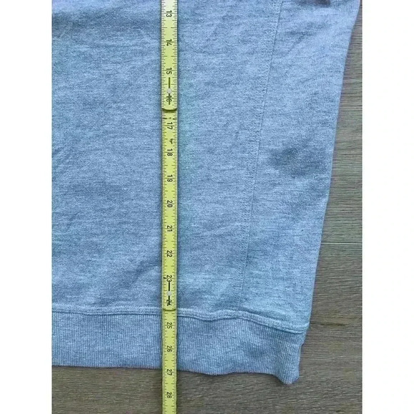 Vintage Champion Embroidered Logo Crewneck Gray Athletic Men's Large - Picture 8 of 10